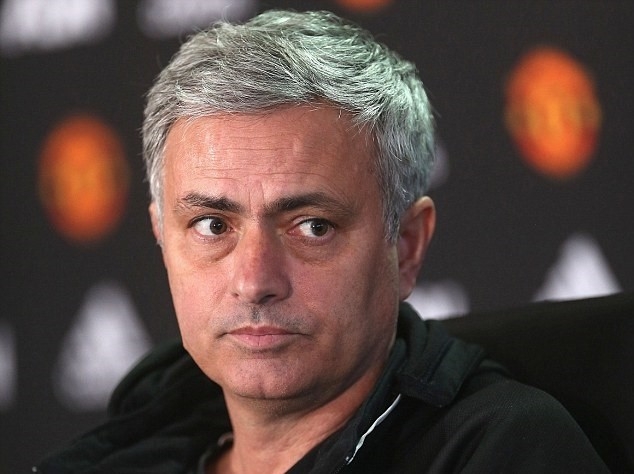 Jurgen Klopp doc vi MU cua Mourinho hinh anh 1