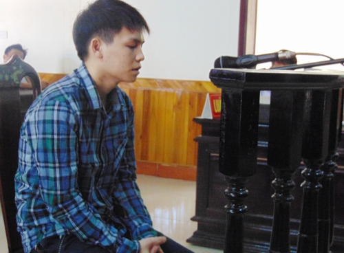 lan-tim-ke-giet-ban-gai-vut-xac-ben-duong-tu-dong-trang-thai-lo-so-tren-facebook
