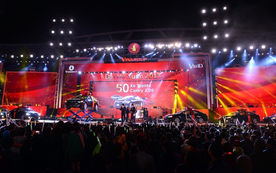 Dàn sao Việt đốt nóng mùa đông Hà Nội tại 'Đại hỷ xuân 2017' hình ảnh 18 Dan sao Viet dot nong mua dong Ha Noi tai 'Dai hy xuan 2017' hinh anh 18