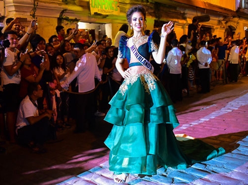 le-hang-trinh-dien-thoi-trang-cung-dan-nguoi-dep-miss-universe-5