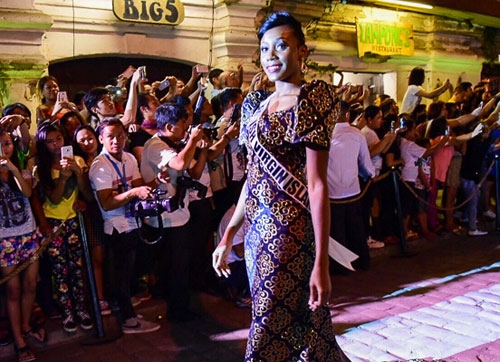 le-hang-trinh-dien-thoi-trang-cung-dan-nguoi-dep-miss-universe-11