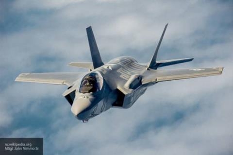 Nhat Ban lam gi voi sieu may bay F-35?