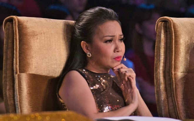 Cam Ly bat khoc khi MC Nguyen Khang tat ban dien hinh anh 5