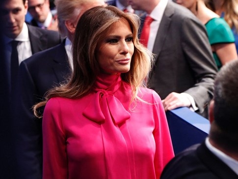 Đầm dạ hội nào cho đệ nhất phu nhân tương lai Melania Trump? - ảnh 3