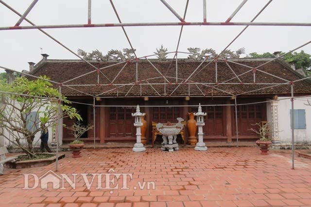 hai phong: thu vi pho tuong 700 tuoi co the tu dung len ngoi xuong hinh anh 4