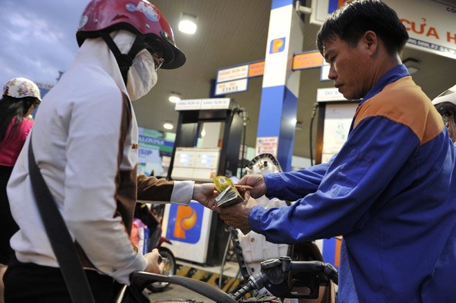 Tăng đến 8.000 đồng/lít: Giá xăng sẽ lên tới đâu?