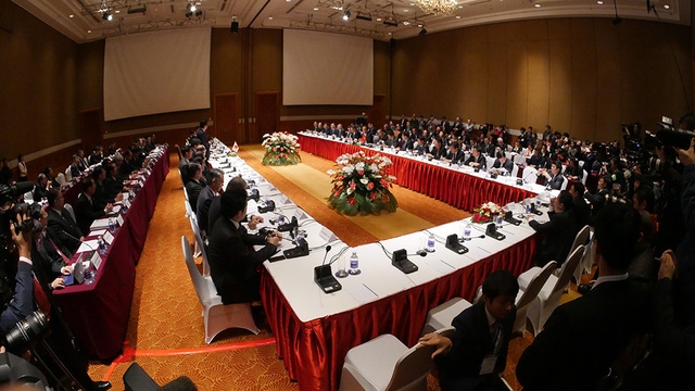  Đây là lần đầu tiên hai Thủ tướng Việt-Nhật chủ trì một tọa đàm doanh nghiệp hai nước 