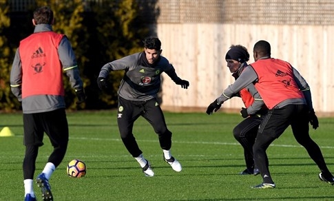Diego Costa trở lại tập nhưng chưa thèm nhìn mặt HLV Conte - ảnh 2
