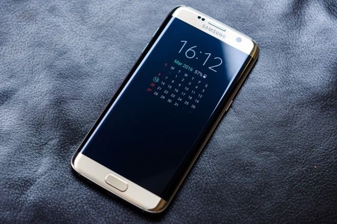 Chua ra mat, Galaxy S8 bi danh gia that bai truoc iPhone 8 hinh anh 1
