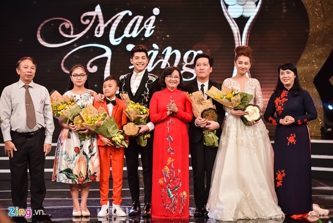 Nhan 4 giai Mai Vang, Truong Giang noi loi yeu Nha Phuong hinh anh 3