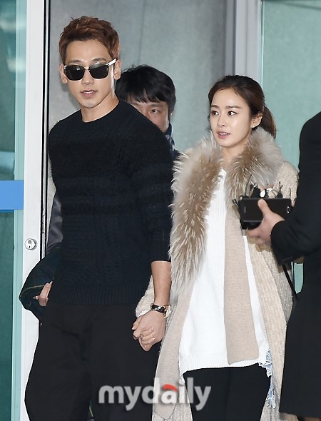 Kim Tae Hee va Bi Rain lan dau xuat hien sau dam cuoi hinh anh 3