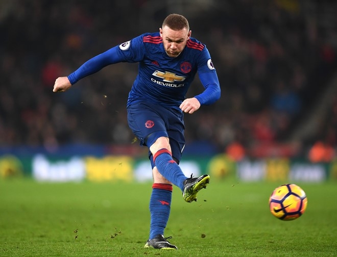 Rooney, huyen thoai gay tranh cai cua MU hinh anh 2