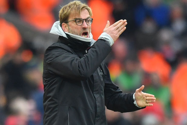 Liverpool khủng hoảng, Klopp triệu tập họp khẩn