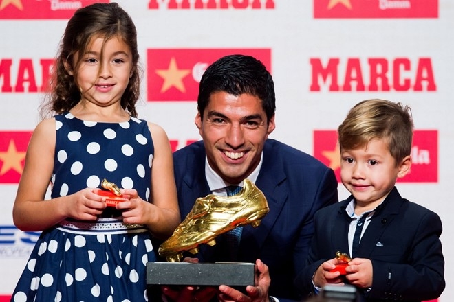 Nhung cot moc kho quen trong su nghiep cua Luis Suarez hinh anh 8