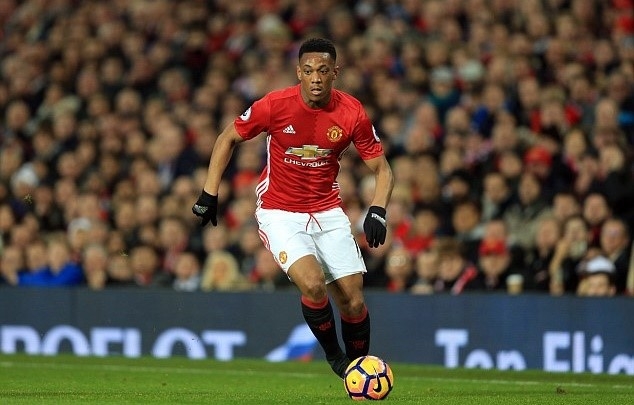 Ran nut moi quan he Martial - Mourinho hinh anh 1