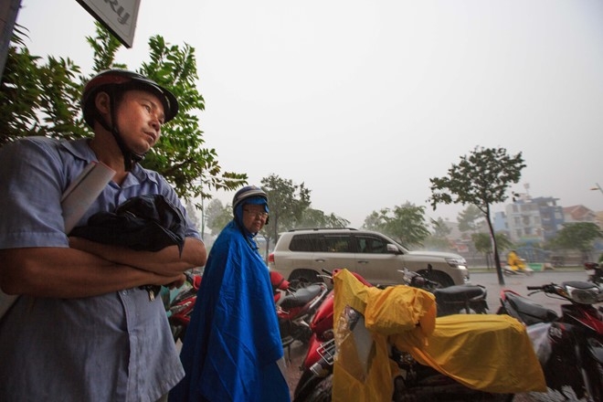 Mien Trung, mien Nam co mua hai ngay giap Tet Dinh Dau hinh anh 1