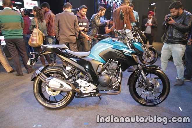 Yamaha trinh lang naked bike FZ 25 moi hinh anh 2