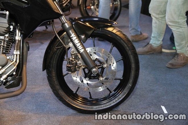 Yamaha trinh lang naked bike FZ 25 moi hinh anh 8