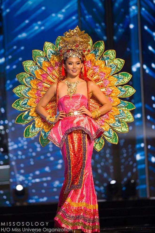 Ban ket Miss Universe: Le Hang gay tranh cai o cac phan thi hinh anh 8