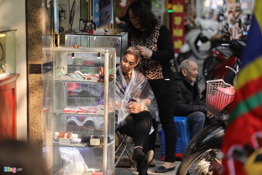 Giap Tet, Ha Noi 'chi con ta voi nong nan' hinh anh 13