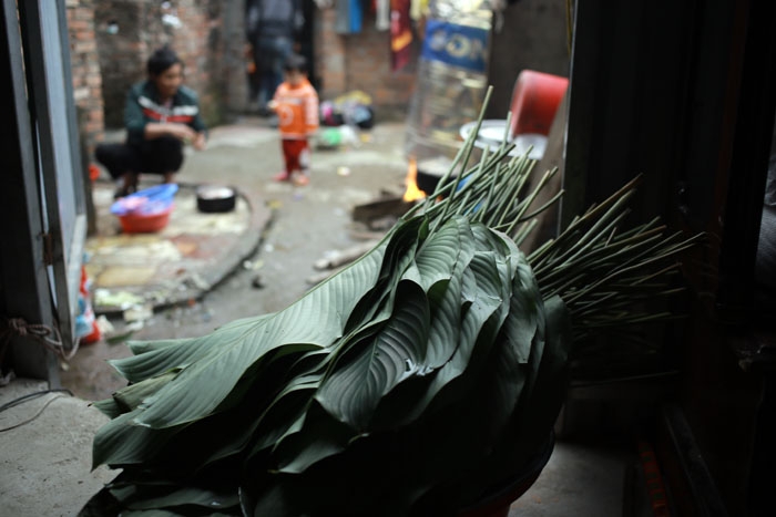 ngay cuoi nam tai nha nguoi phu nu mot minh nuoi 14 dua con o hn - 4