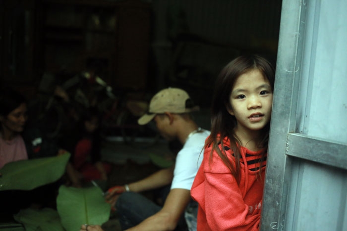 ngay cuoi nam tai nha nguoi phu nu mot minh nuoi 14 dua con o hn - 6