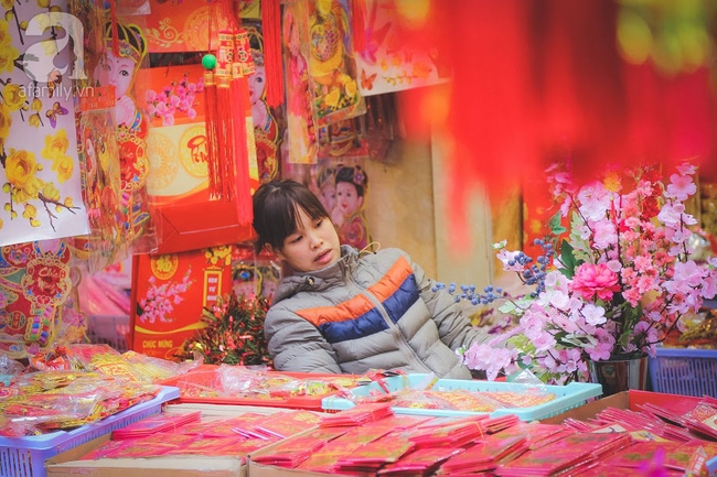 Những khoảnh khắc ngọt ngào ấm áp trong ngày cuối cùng của năm trước lúc giao thừa - Ảnh 9. Những khoảnh khắc ngọt ngào ấm áp trong ngày cuối cùng của năm trước lúc giao thừa - Ảnh 9.