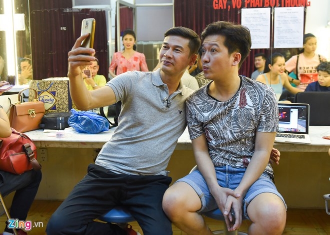 Truong Giang tat bat dien kich trong dem mung 1 Tet hinh anh 3