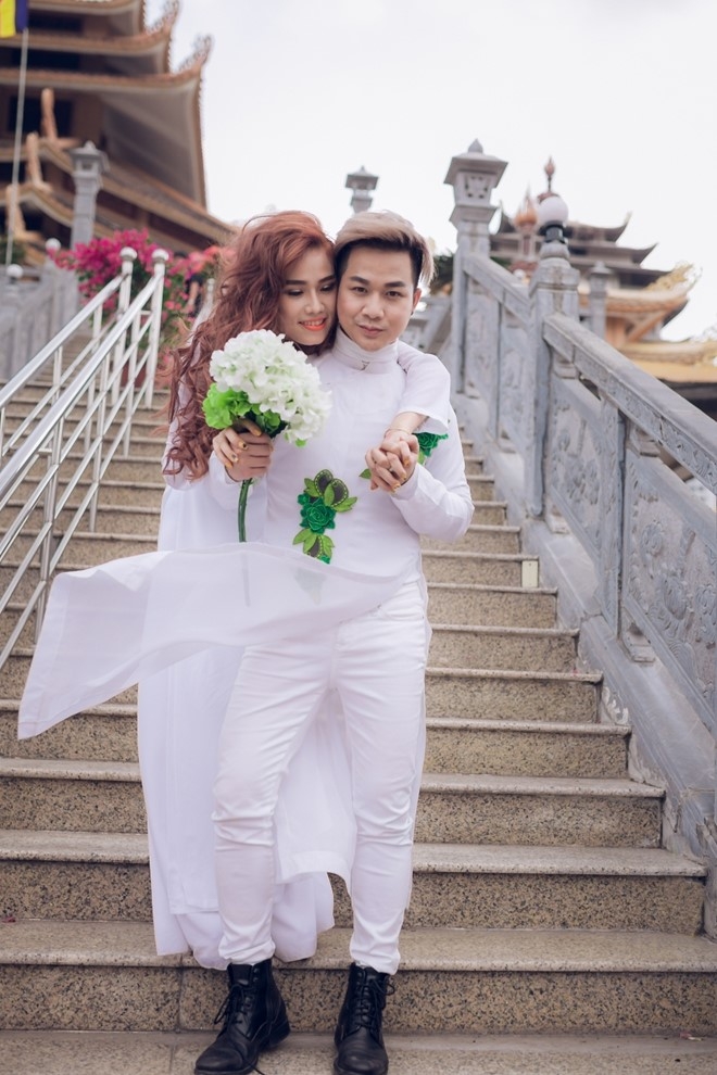 Quach Tuan Du tinh cam ben ban gai doanh nhan ngay Tet hinh anh 2