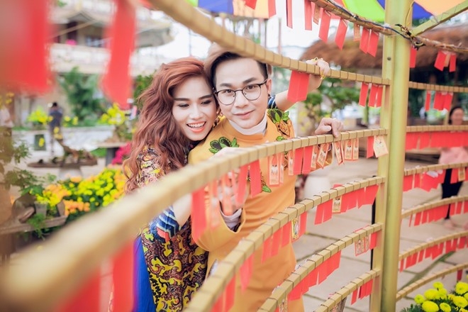Quach Tuan Du tinh cam ben ban gai doanh nhan ngay Tet hinh anh 5