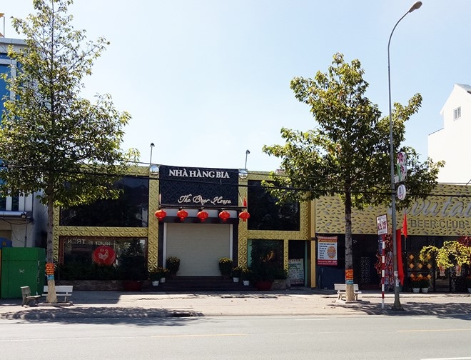 Truy sat o quan bar, mot nguoi bi dam chet hinh anh 1