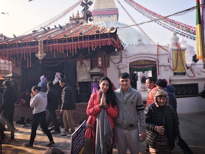 Cong Vinh, Thuy Tien 'than ai nay lo' khi hanh huong o Nepal hinh anh 6