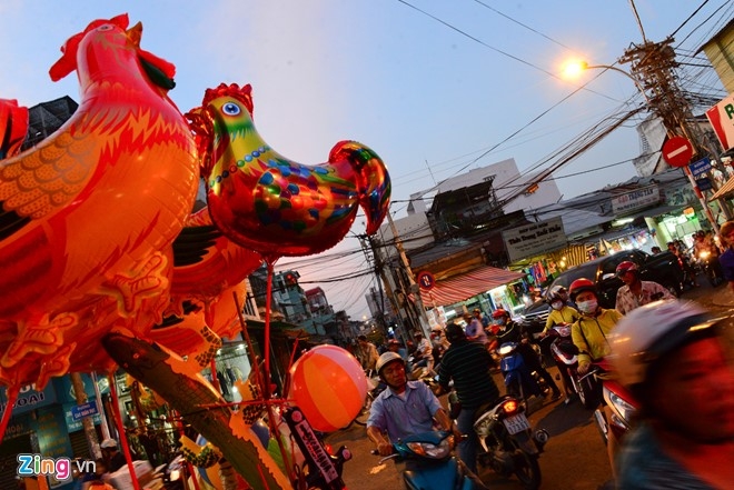 Sai Gon ket xe keo dai khi sua cau Nhi Thien Duong hinh anh 12