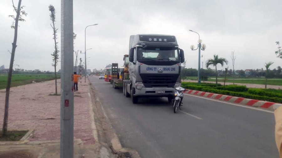 thanh hoa: truy tim xe tai lang lach danh vong trong thanh pho hinh anh 1