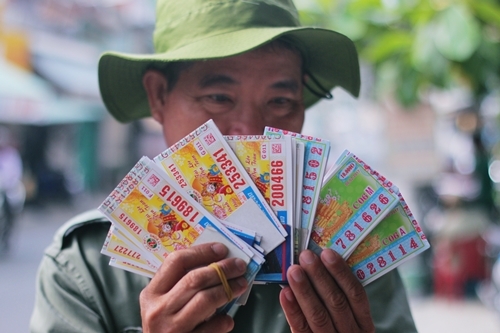ve-so-duoi-than-tai-tang-gia-5-lan-van-chay-hang