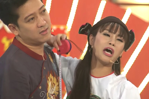 Trong phần thi của mình,