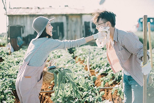 yeu nhau, anh dat em ra vuon rau...chup anh cuoi va san pham thi dep mien che - 8