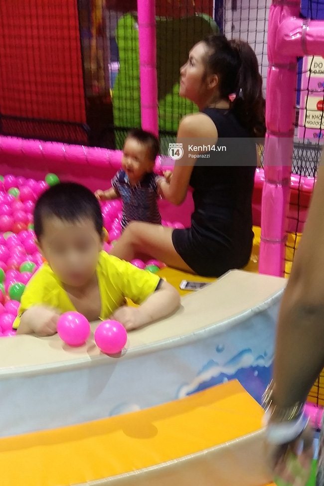 Phi Thanh Vân vui vẻ nô đùa cùng con trai giữa tâm bão đấu tố với chồng cũ - Ảnh 2.