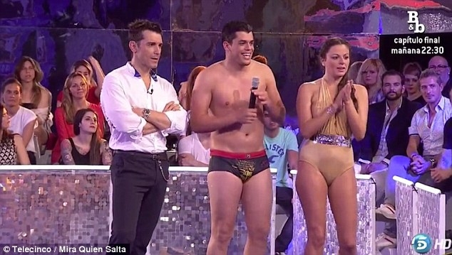 Quay phim của gameshow truyền hình “Mira quien salta” đã gặp phải “tai nạn nghề nghiệp” và ngay lập tức trở thành đề tài bàn tán, bình luận hài hước của người xem truyền hình Tây Ban Nha.