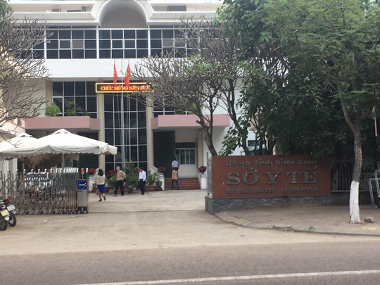  Sáng 10-2, cán bộ, nhân viên Sở Y tế Bình Định đến cơ quan từ khá sớm 