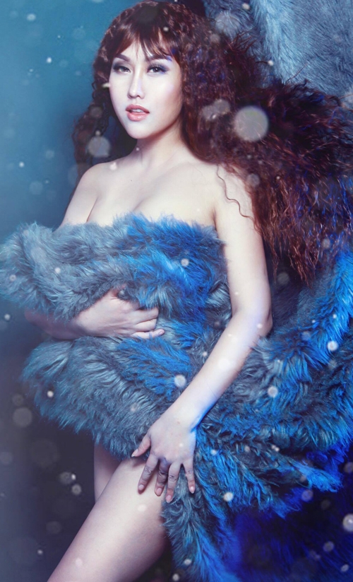 phi-thanh-van-mac-sexy-chup-anh-cung-con-trai-cung-4