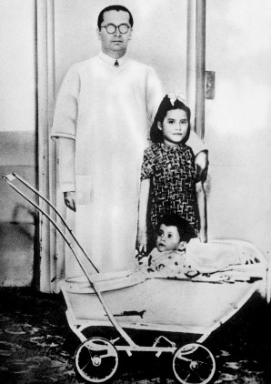  Lina Medina sinh con khi mới 5 tuổi. Ảnh: Reuters 
