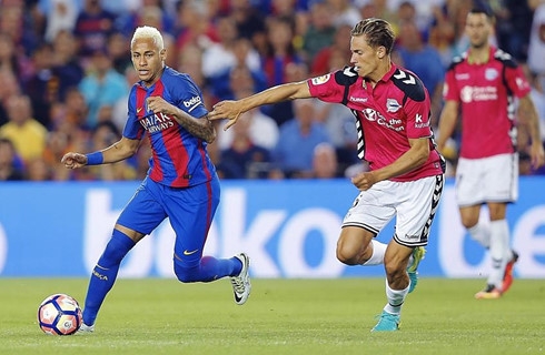 alaves  barca doi lai 3 diem hinh 1