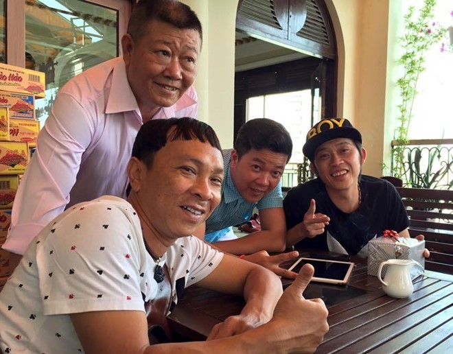 Chuyen dien vien hai chay show 10 nam mua duoc nha 20 m2 hinh anh 2