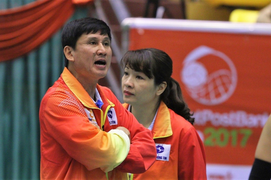 HLV Trung Quoc lang nguoi vi thua trang bong chuyen nu VN hinh anh 7