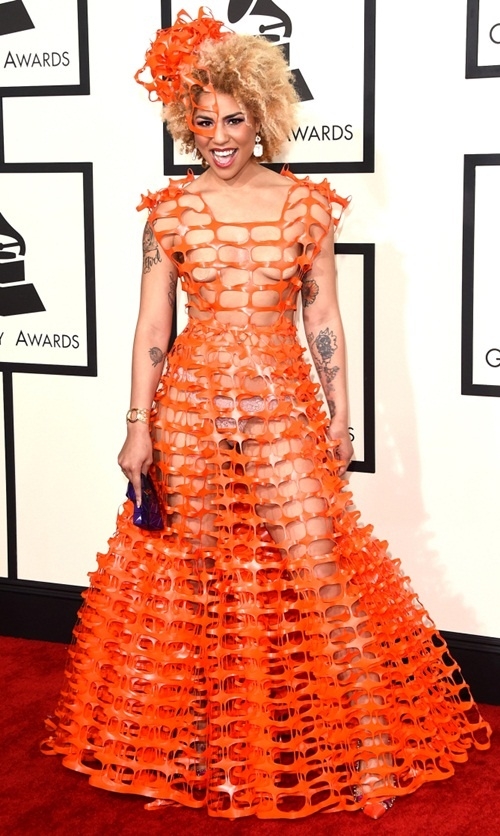 Những người đẹp mặc hở táo bạo trong lịch sử Grammy