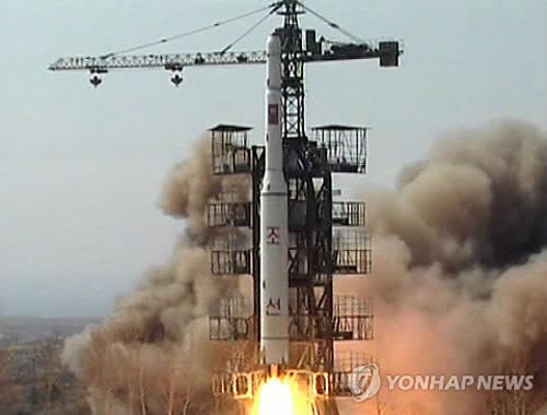 Một vụ phóng tên lửa tầm xa của Triều Tiên. Ảnh: Yonhap