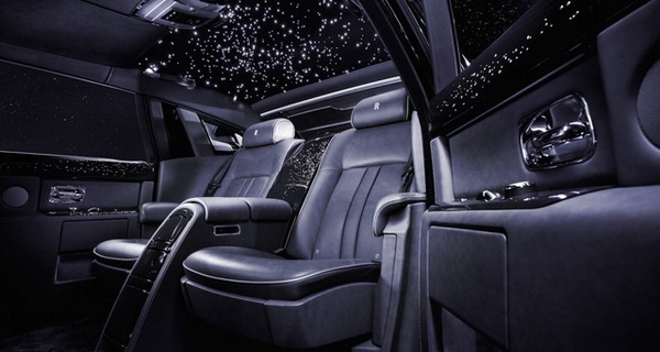 Rolls-Royce Phantom 2016 có một chi tiết cực đắt giá chứng tỏ đẳng cấp và giá tiền vài chục tỷ