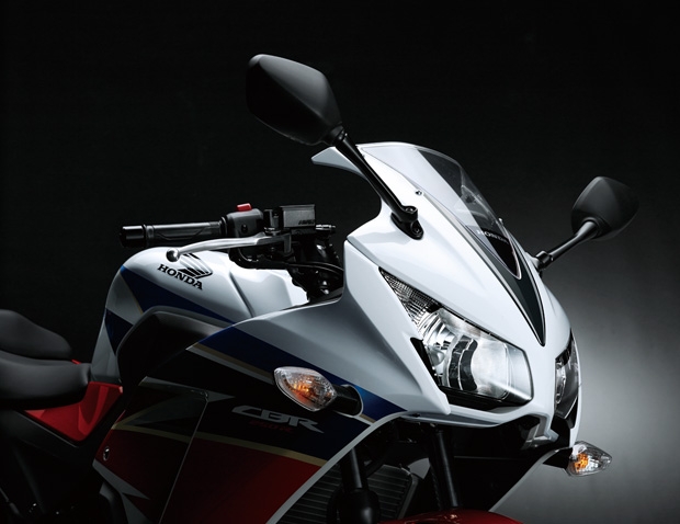 Mô tô thể thao Honda CBR250R 2017 ra mắt với giá 99,6 triệu Đồng - Ảnh 10.