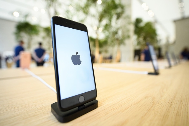  Samsung sẽ thu về hàng triệu USD từ iPhone 8 của Apple. 